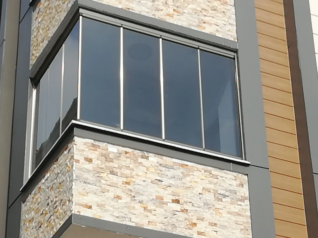 L-Tipi Köşe - Sürme Cam Balkon - Cam Balkon Uygulaması
